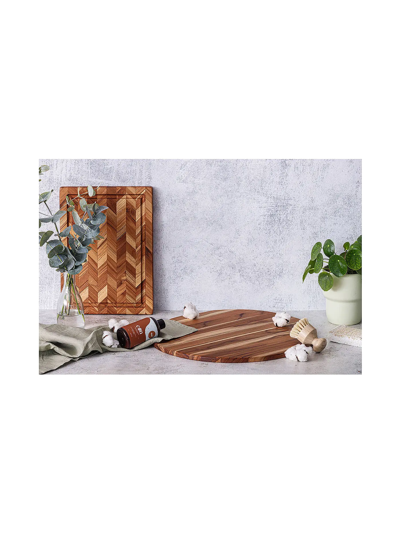 TEAKHAUS | Schneidebrett Herringbone 36x25cm Teakholz | 